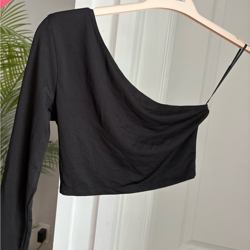 One Shoulder Crop Top